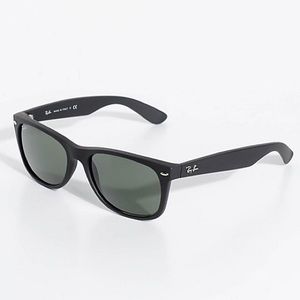 Ray-Ban Wayfarer